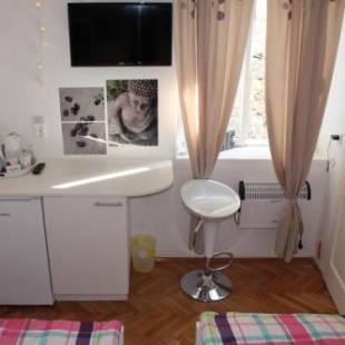 Фотографии хостела 
            Room with shared bathroom House Gorica