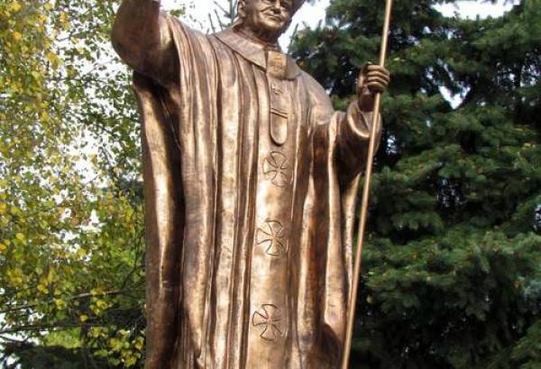 Фотография памятника Памятник Папе Римскому Иоанну Павлу-II