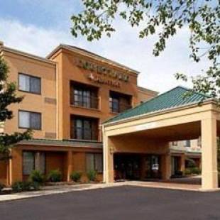 Фотографии гостиницы 
            Courtyard by Marriott Cleveland Willoughby