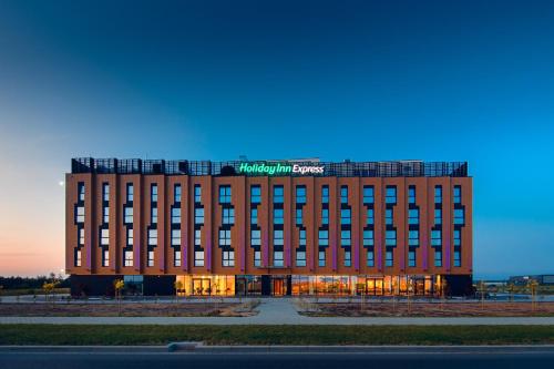 Фотография гостиницы Holiday Inn Express - Rzeszow Airport, an IHG Hotel