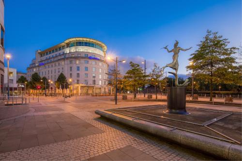 Фотография гостиницы Hilton Cardiff
