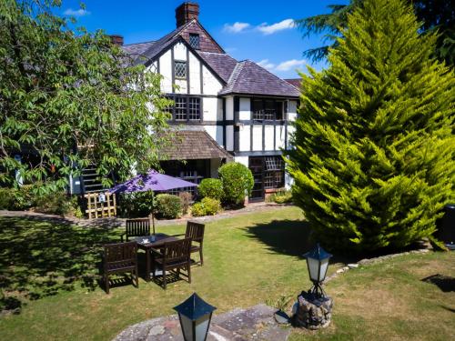 Фотография гостиницы Thatcher’s Hotel