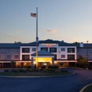 Фотографии гостиницы 
            Courtyard by Marriott Columbus Tipton Lakes