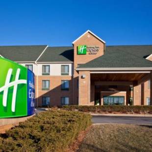 Фотографии гостиницы 
            Holiday Inn Express Hotel & Suites Pleasant Prairie-Kenosha, an IHG Hotel