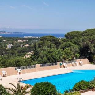 Фотографии гостевого дома 
            Maison d'une chambre avec vue sur la mer piscine partagee et jardin clos a Cogolin a 4 km de la plage