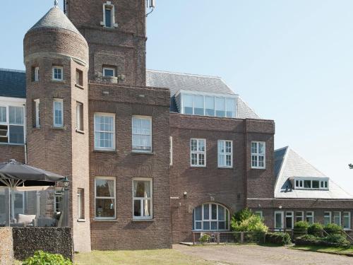 Фотография гостевого дома Vintage Holiday Home in Bergen aan Zee with Sea View