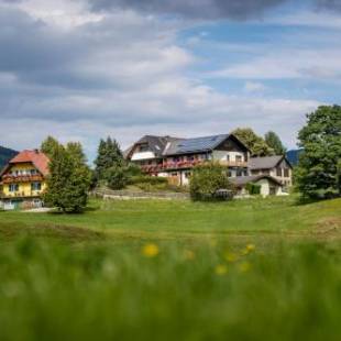 Фотографии гостиницы 
            Hotel Gasthof zur Linde