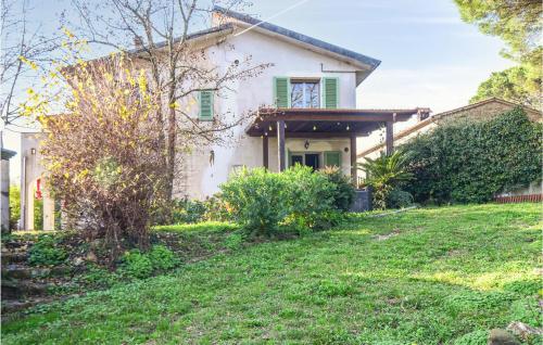 Фотография гостевого дома Nice home in Larciano with 4 Bedrooms