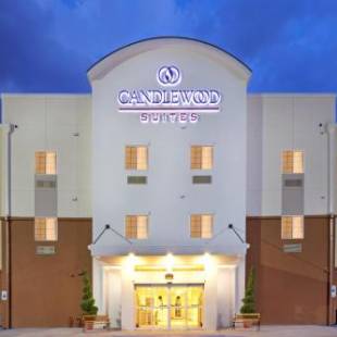 Фотографии гостиницы 
            Candlewood Suites Valdosta Mall, an IHG Hotel