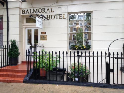 Фотографии гостиницы 
            Balmoral House Hotel