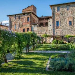 Фотографии базы отдыха 
            Abbazia Sette Frati Agriturismo Fratres