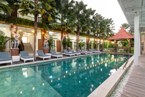 Фотографии гостиницы 
            OYO 3779 North Wing Canggu Resort