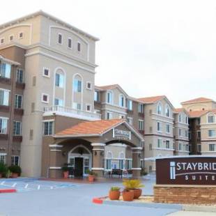 Фотографии гостиницы 
            Staybridge Suites Silicon Valley - Milpitas, an IHG Hotel