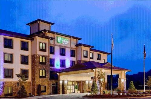 Фотография гостиницы Holiday Inn Express Hotel & Suites Lexington North West-The Vineyard, an IHG Hotel