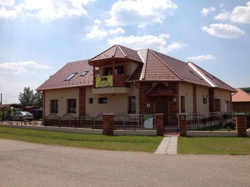 Фотография гостевого дома VIDOR Vendégház