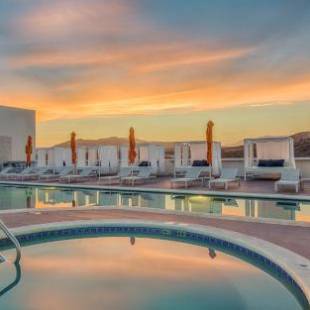 Фотографии гостиницы 
            Hampton Inn & Suites by Hilton Los Cabos