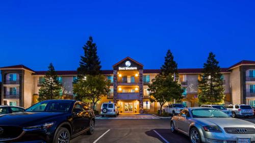 Фотография мини отеля Best Western Visalia Hotel