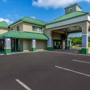 Фотографии гостиницы 
            Econo Lodge Goose Creek