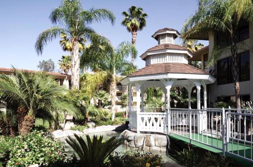 Фотография гостиницы DoubleTree by Hilton Bakersfield