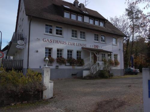 Фотография гостиницы Hotel Gasthaus Zur Linde
