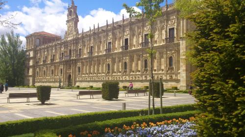 Фотографии гостиницы 
            Parador de Turismo de León