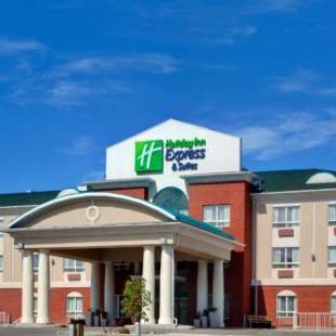 Фотографии гостиницы 
            Holiday Inn Express Hotel & Suites-Hinton, an IHG Hotel