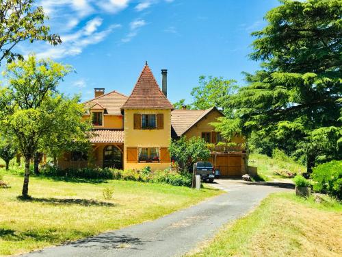 Фотографии мини отеля 
            Les Cèdres du Linard, Chambres d'Hôtes B&B Near Lascaux, Montignac, Sarlat-la-Canéda, Dordogne