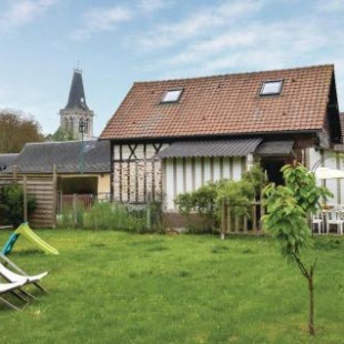 Фотография гостевого дома Three-Bedroom Holiday Home in Le Bourg-Dun