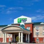 Фотография гостиницы Holiday Inn Express Hotel & Suites-Hinton, an IHG Hotel