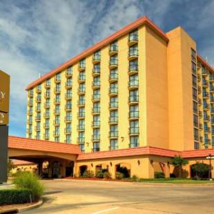 Фотографии гостиницы 
            Embassy Suites Tulsa - I-44