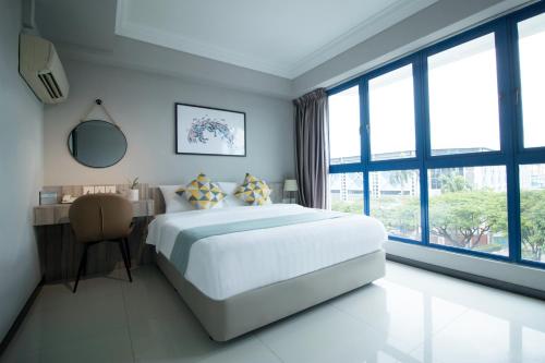 Фотографии гостиницы 
            Harbour Ville Hotel (SG Clean, Staycation Approved)