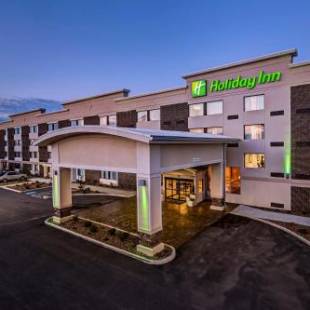 Фотографии гостиницы 
            Holiday Inn Cleveland Northeast - Mentor, an IHG Hotel