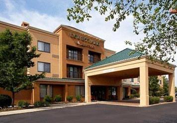 Фотография гостиницы Courtyard by Marriott Cleveland Willoughby