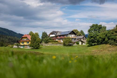Фотография гостиницы Hotel Gasthof zur Linde