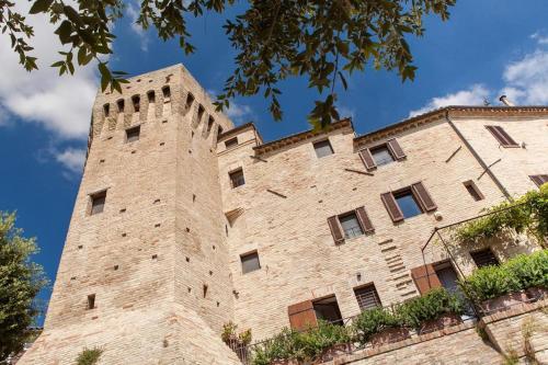 Фотографии гостевого дома 
            MarcheAmore - Torre da Bora, Luxury Medieval Tower