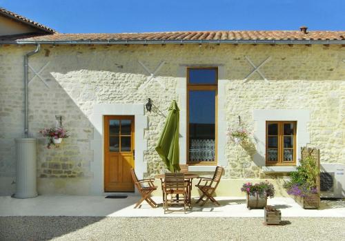 Фотография гостевого дома Loire Escapes - Le Grenier