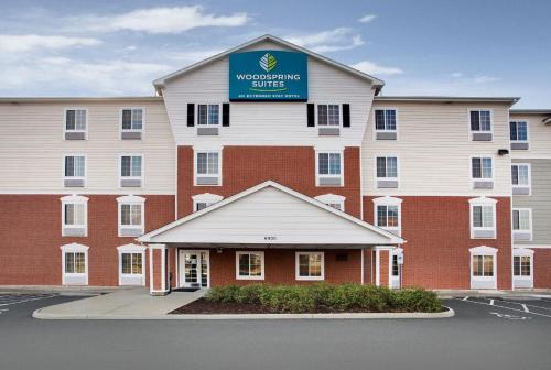 Фотография гостиницы WoodSpring Suites Richmond West I-64