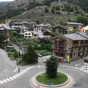 Фотографии гостиницы 
            Hotel Ordino