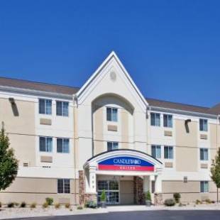 Фотографии гостиницы 
            Candlewood Suites Junction City - Ft. Riley, an IHG Hotel