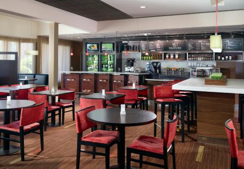 Фотография гостиницы Courtyard by Marriott Columbus