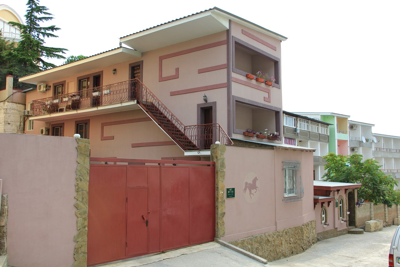 Фотография гостевого дома Мустанг