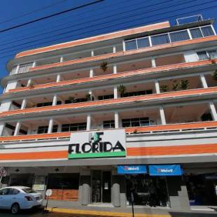 Фотографии гостиницы 
            Capital O Florida Tuxpan