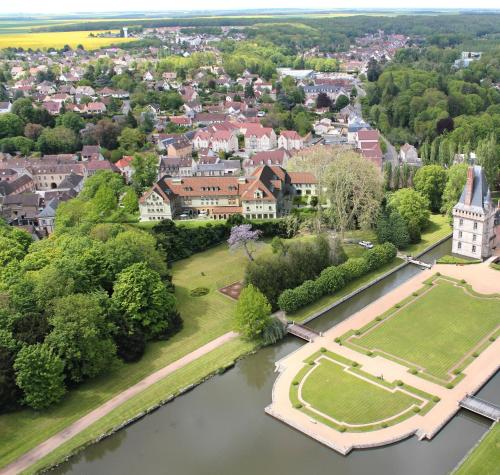 Фотографии гостиницы 
            Castel Maintenon Hôtel Restaurant & Spa