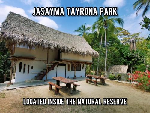 Фотографии гостиницы 
            Hotel Jasayma dentro del Parque Tayrona