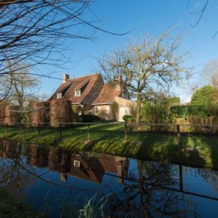 Фотография гостевого дома Cozy Mansion in West Flanders with Jacuzzi