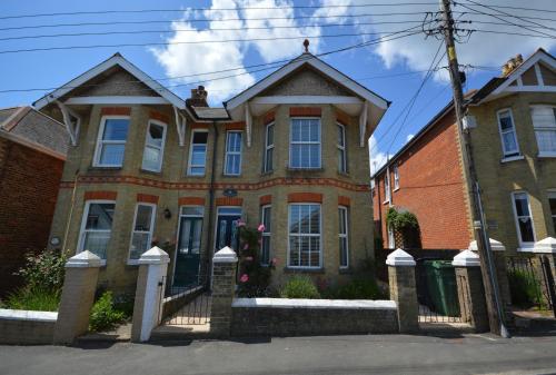 Фотография гостевого дома The Moorings