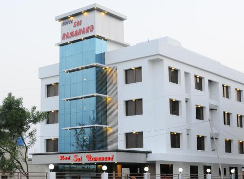 Фотографии гостиницы 
            Hotel Sai Ramanand