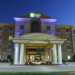 Фотография гостиницы Holiday Inn Express Hotel & Suites Texarkana East, an IHG Hotel