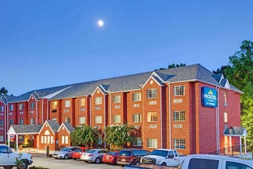 Фотография гостиницы Microtel Inn & Suites by Wyndham Stockbridge/Atlanta I-75