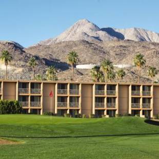 Фотографии гостиницы 
            WorldMark Palm Springs - Plaza Resort and Spa